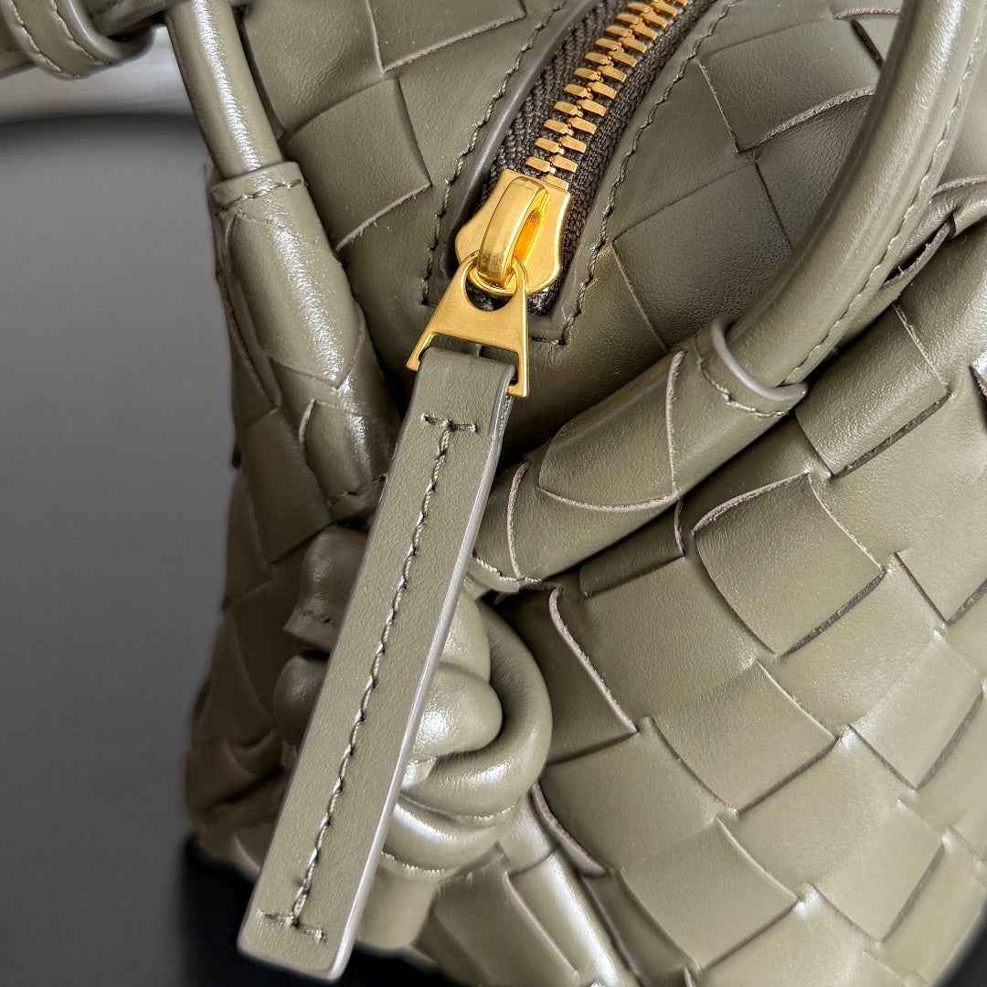 Bottega Veneta Top Handle Loop Bag 796615 in Green