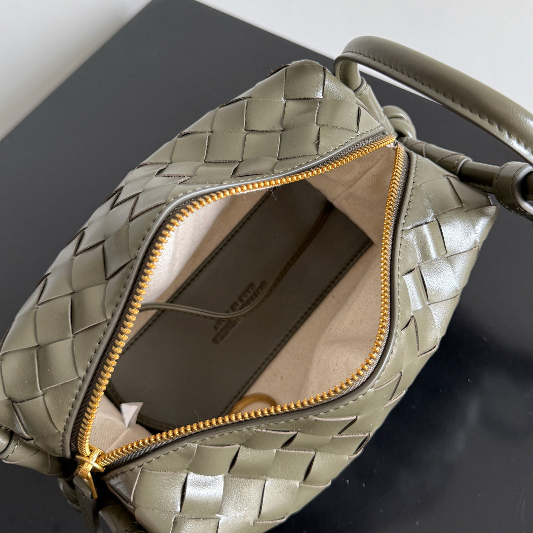 Bottega Veneta Top Handle Loop Bag 796615 in Green