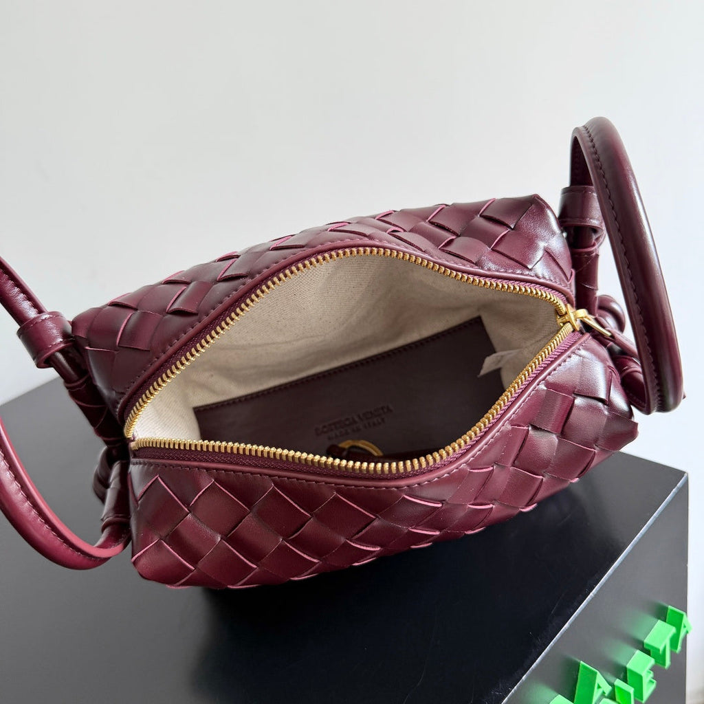 Bottega Veneta Top Handle Loop Bag 796615 in Wine Red