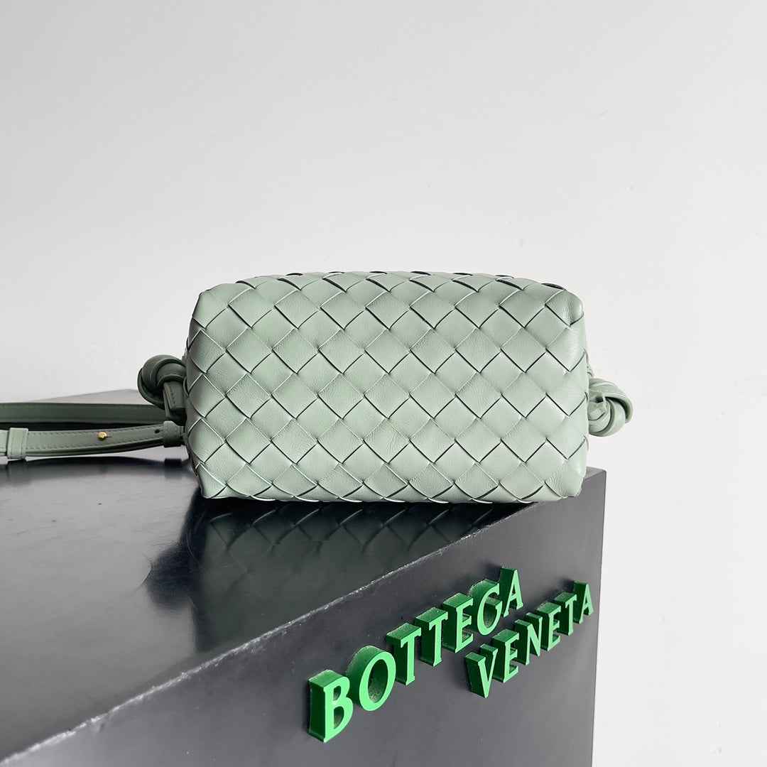 Bottega Veneta Top Handle Loop Bag 796615 in Light Green