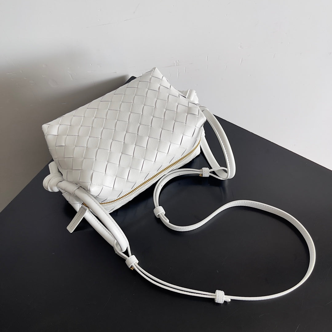 Bottega Veneta Top Handle Loop Bag 796615 in White