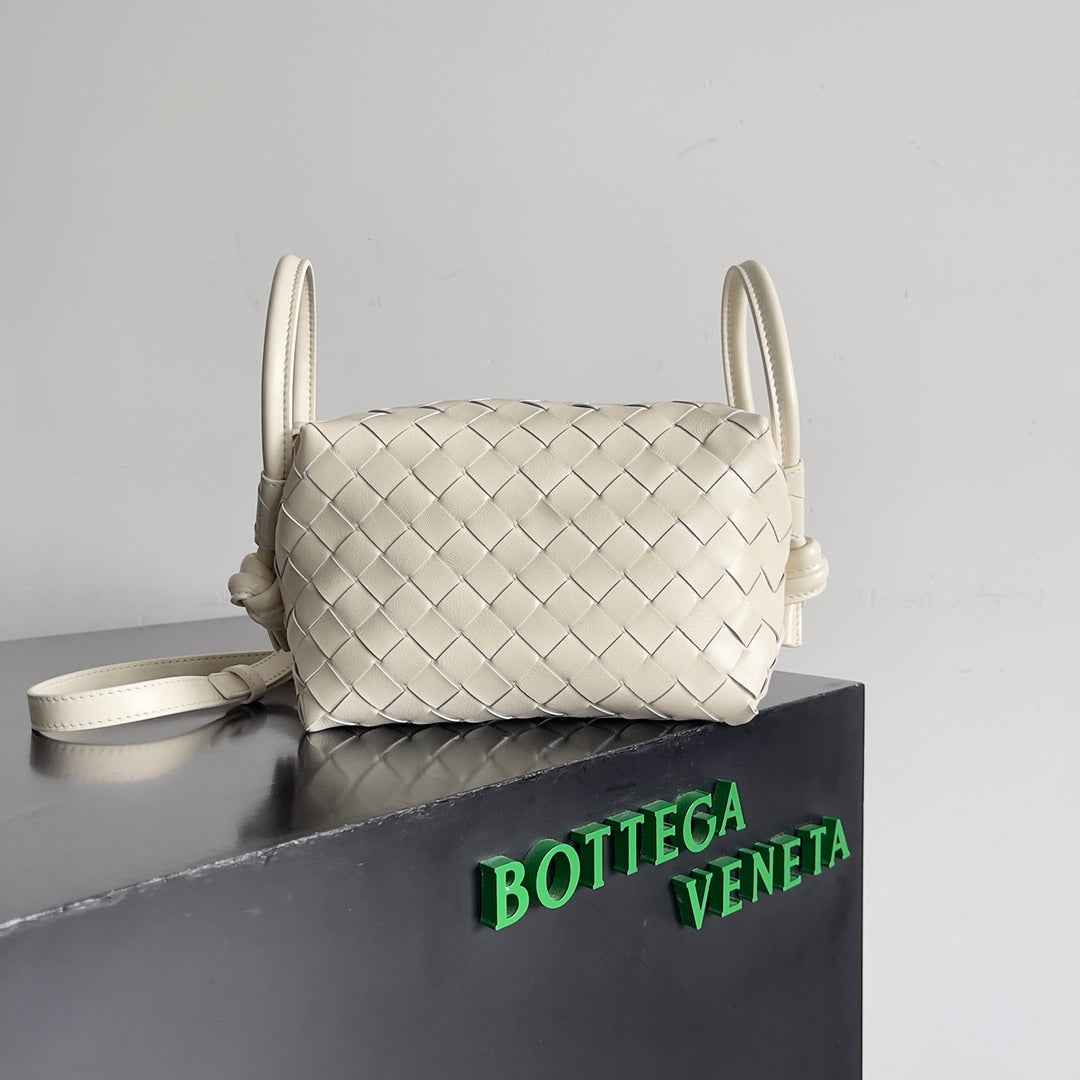 Bottega Veneta Top Handle Loop Bag 796615 in Beige