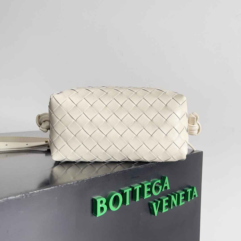 Bottega Veneta Top Handle Loop Bag 796615 in Beige