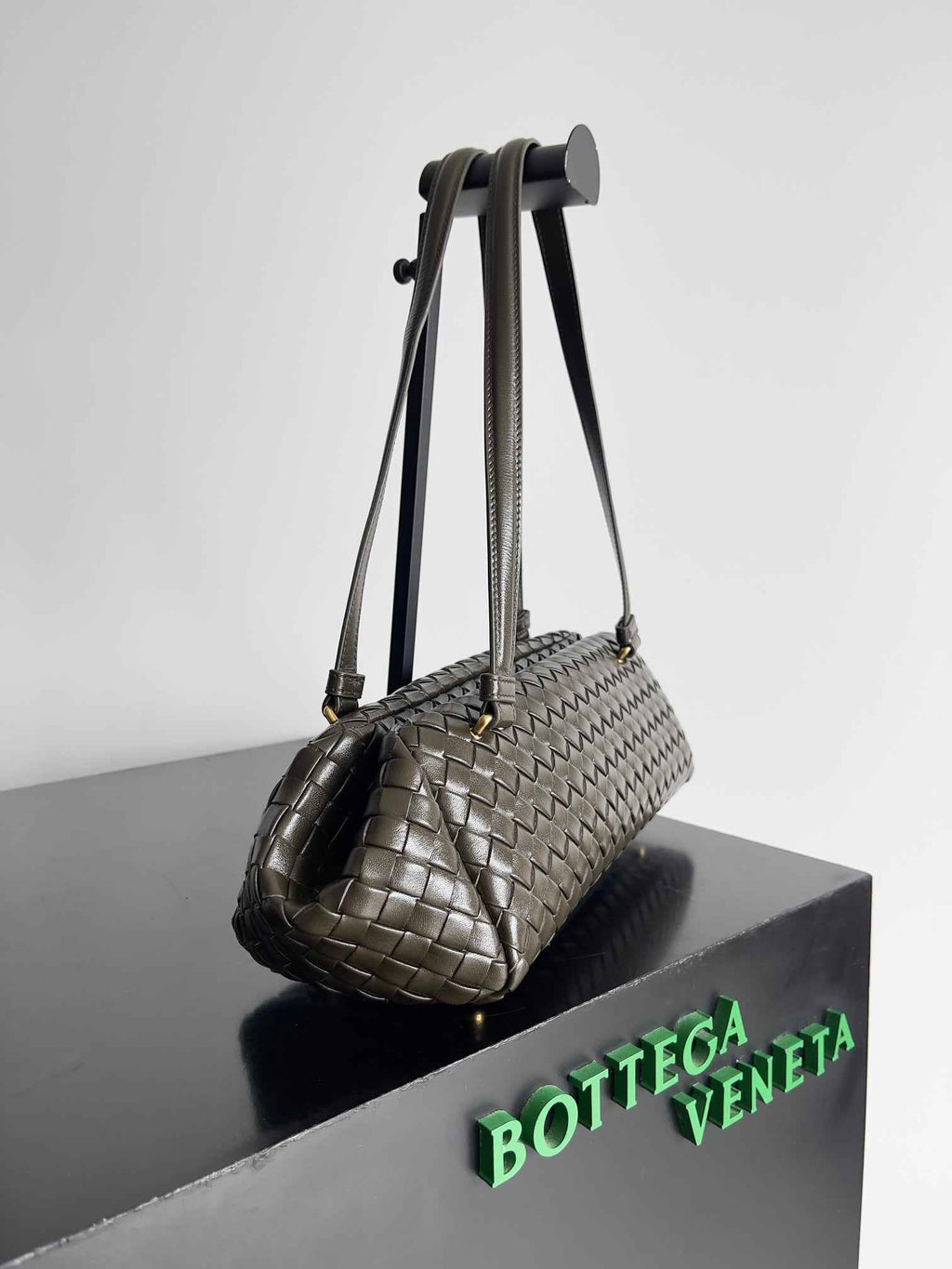 Bottega Veneta Let's go Shoulder Bag 796258 Green Leather