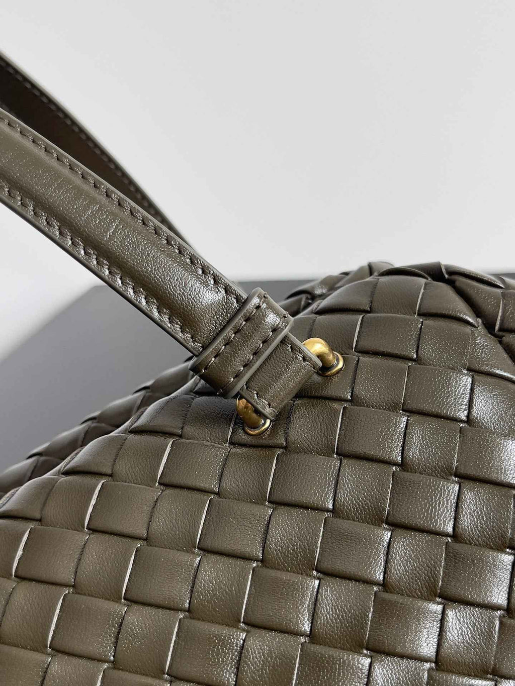 Bottega Veneta Let's go Shoulder Bag 796258 Green Leather
