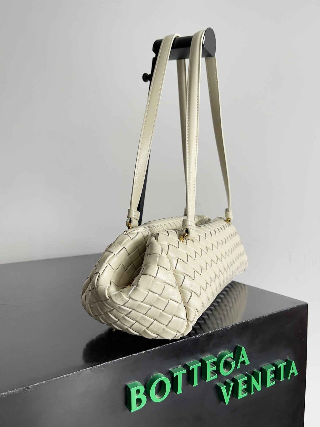 Bottega Veneta Let's go Shoulder Bag 796258 Beige Leather