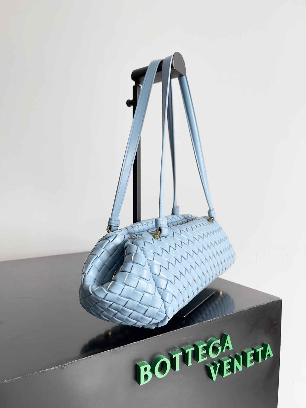 Bottega Veneta Let's go Shoulder Bag 796258 Blue Leather