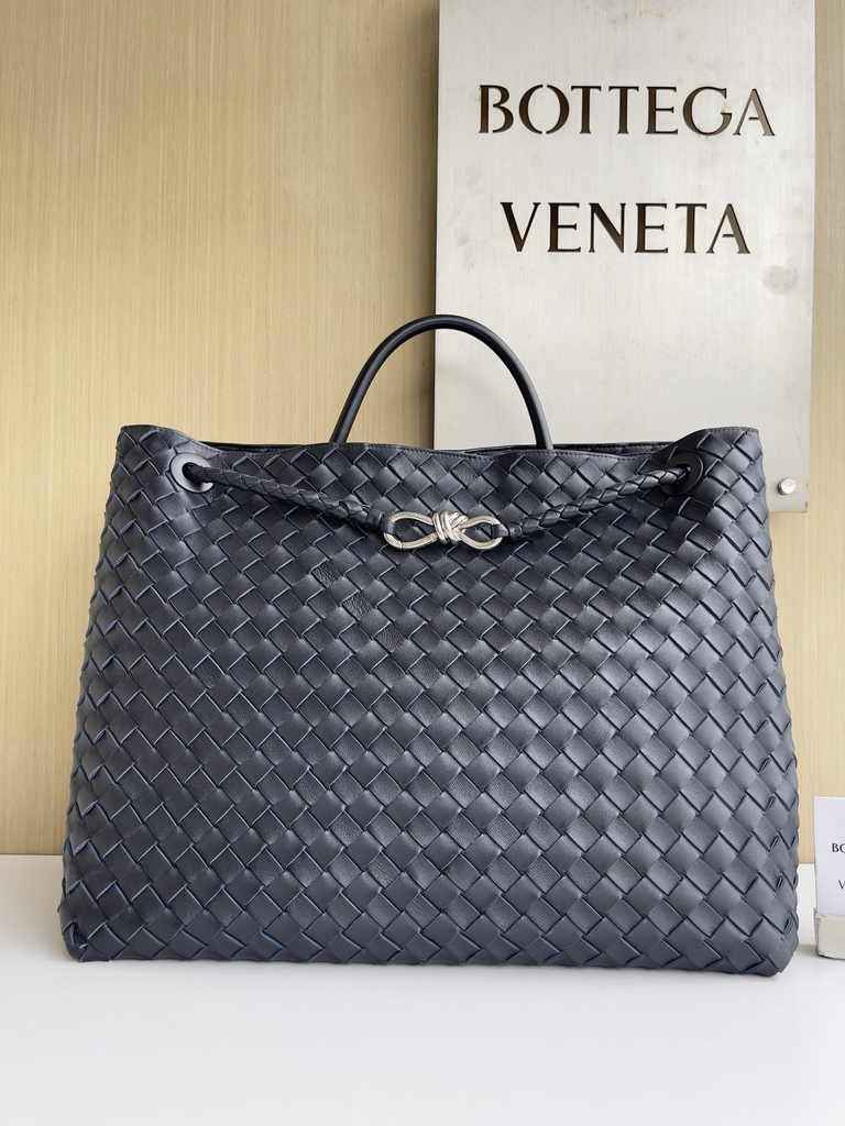 Bottega Veneta Large Andiamo Bag 766019 Naby Blue Lambskin