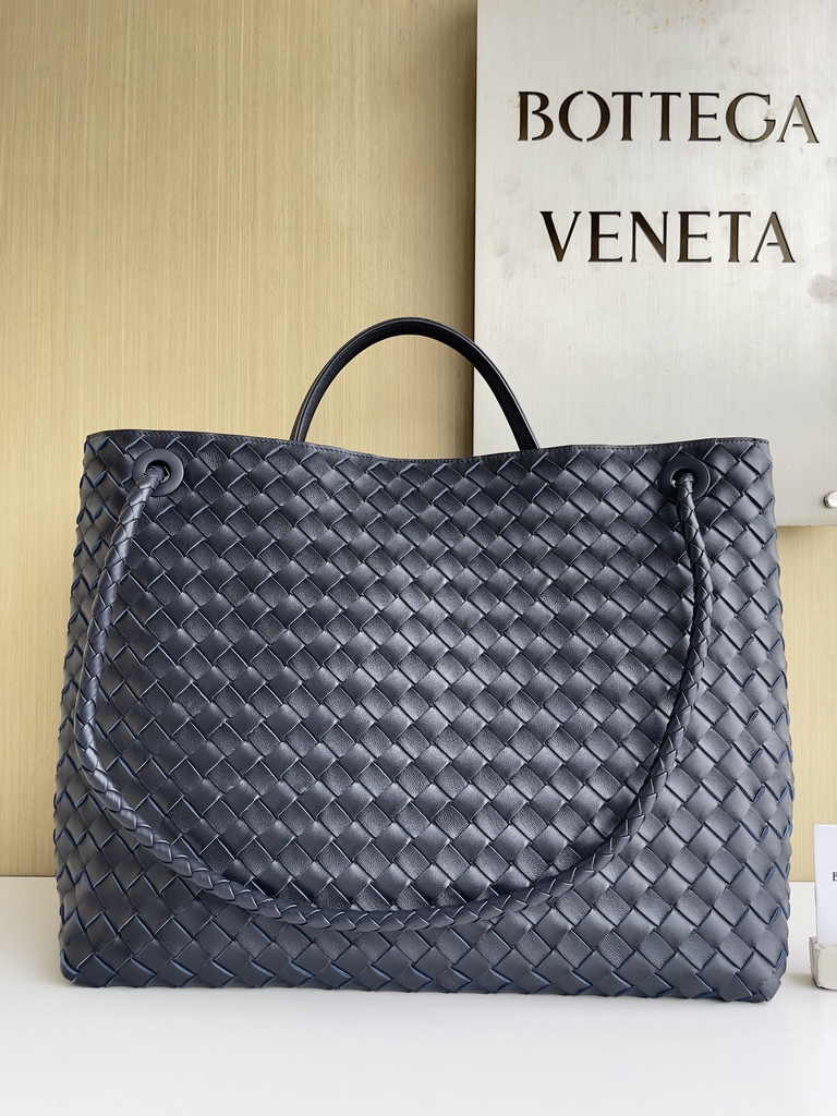 Bottega Veneta Large Andiamo Bag 766019 Naby Blue Lambskin