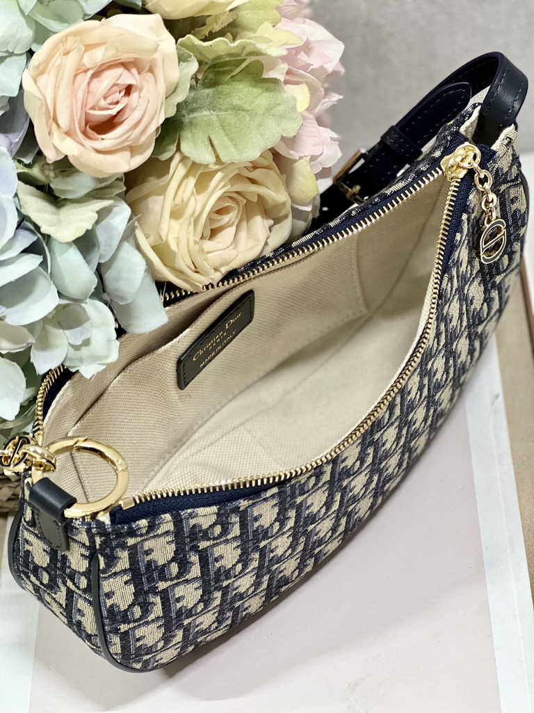 CD Lounge Bag M22626 Blue Dior Oblique Jacquard - Default Title - View 7