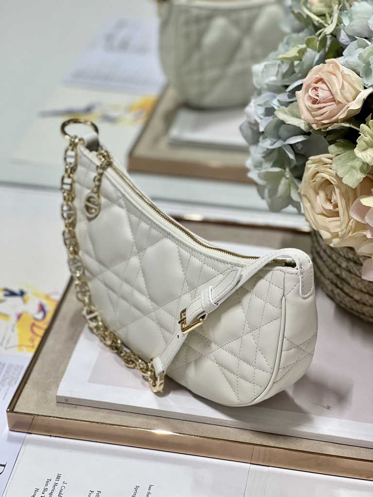 CD Lounge Bag M22626 Latte Supple Macrocannage Lambskin