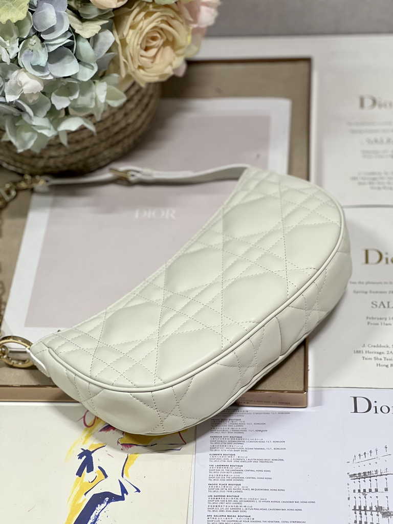 CD Lounge Bag M22626 Latte Supple Macrocannage Lambskin