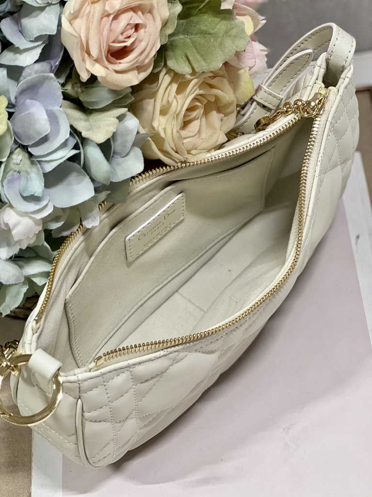 CD Lounge Bag M22626 Latte Supple Macrocannage Lambskin
