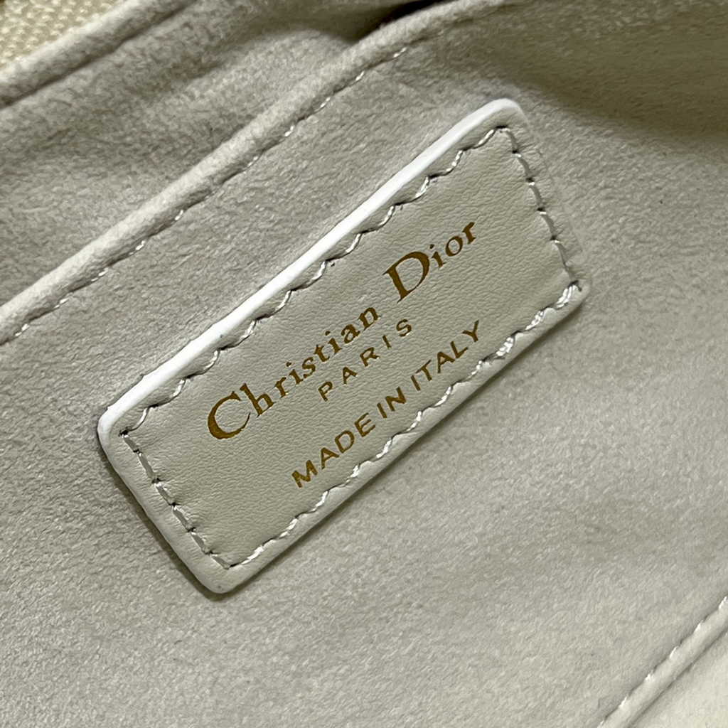 CD Lounge Bag M22626 Latte Supple Macrocannage Lambskin