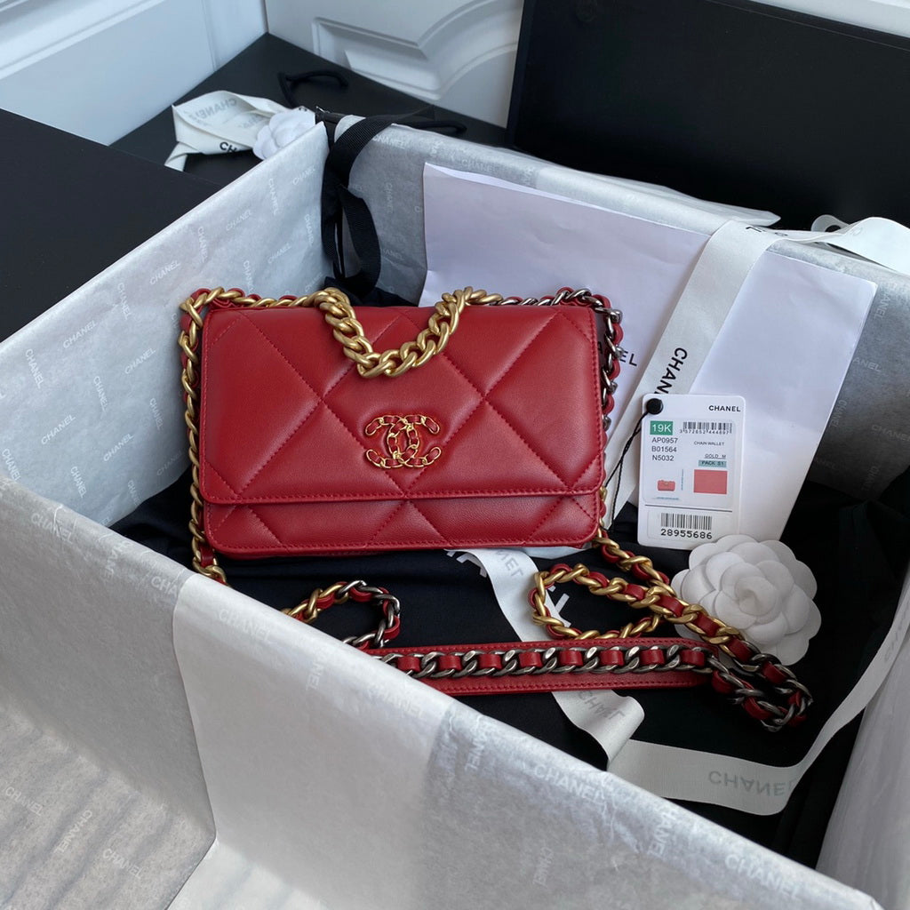 Chanel 19 AP0957 wallet on chain bag Lambskin Dark Red Gold