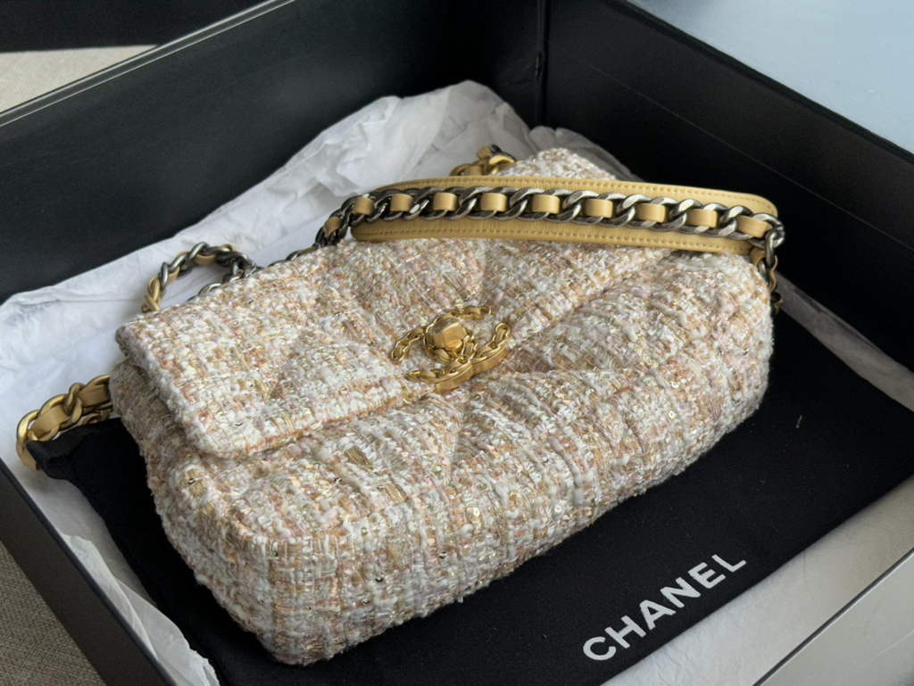 Chanel 19 handbags AS1160 Cotton Tweed Beige