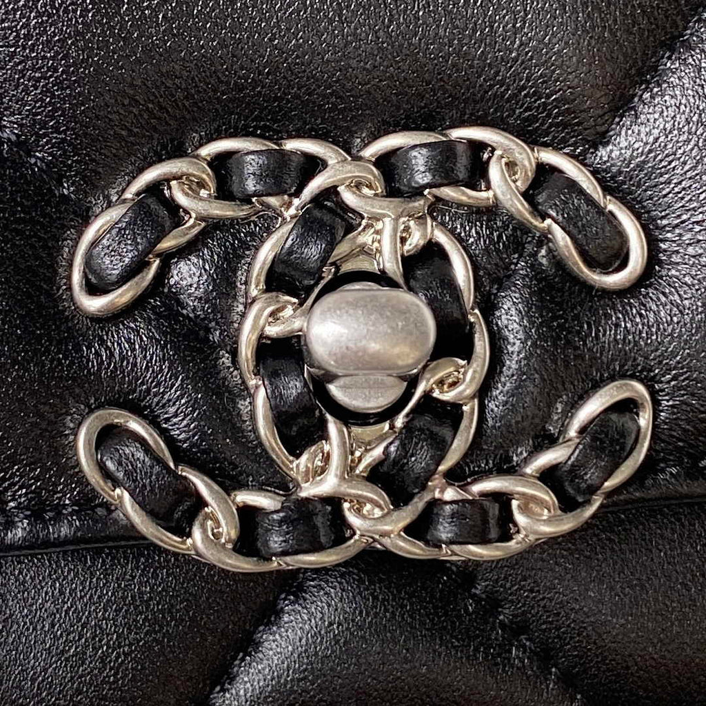 Chanel 19 wallet on chain AP3267 Shiny lambskin Black Silver