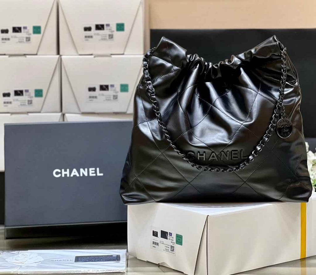 Chanel 22 Bag AS3261 Black Shiny Calfskin Black-Tone Metal