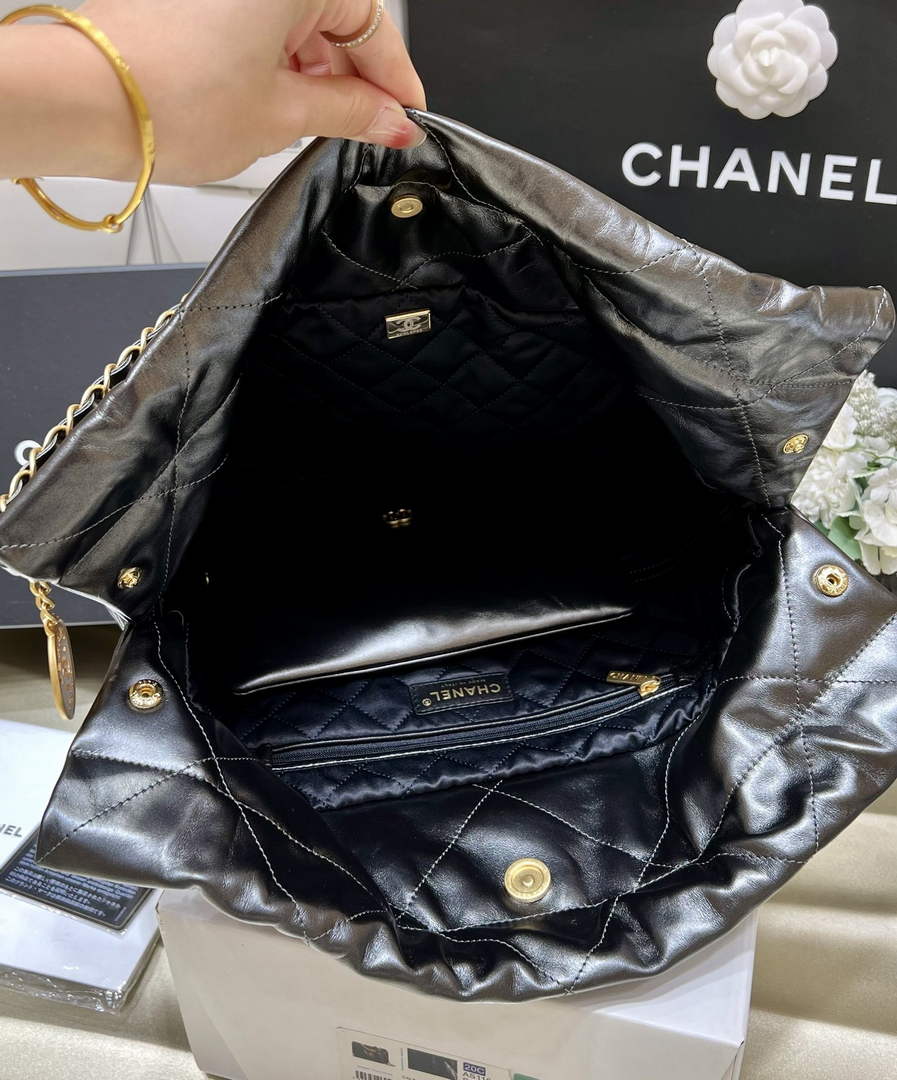 Chanel 22 Bag AS3261 Silver Gray Shiny Calfskin Gold-Tone Metal