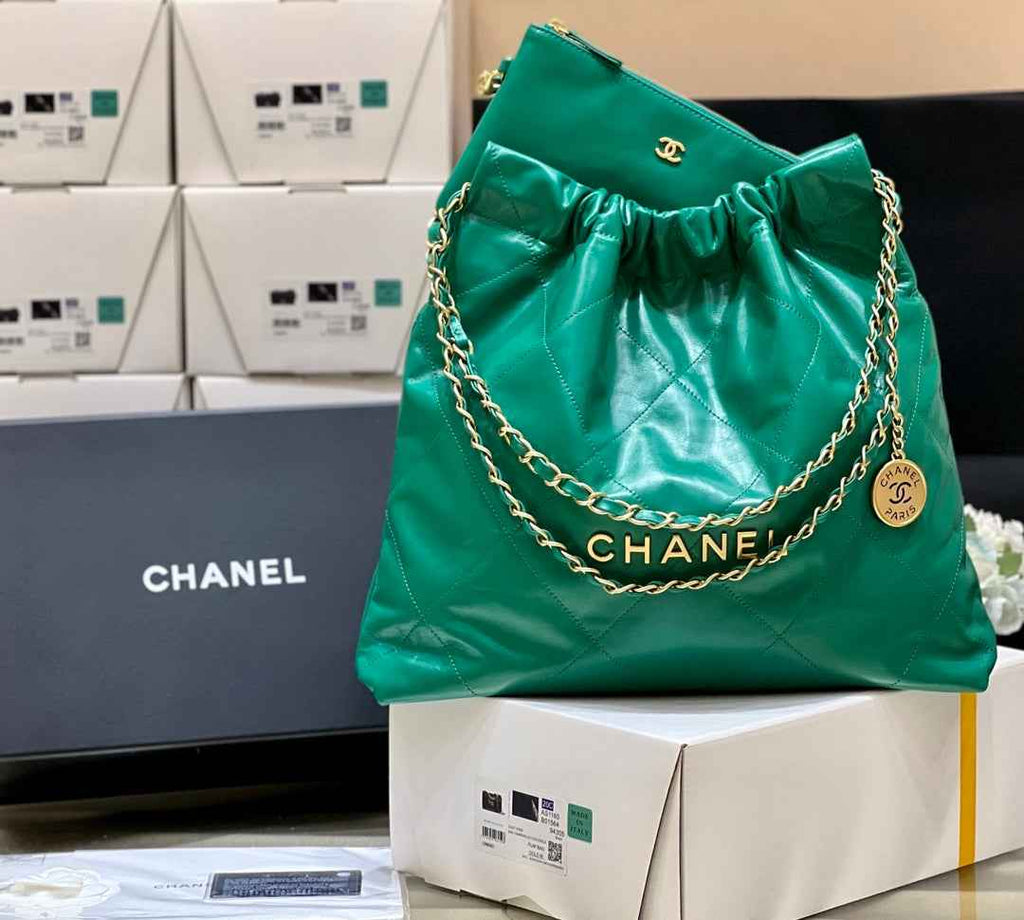 Chanel 22 Bag AS3261 Green Shiny Calfskin Gold-Tone Metal