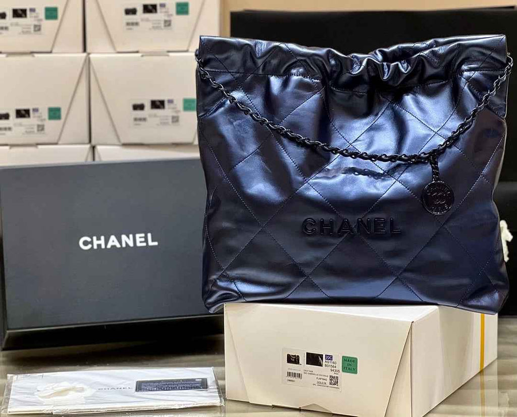 Chanel 22 Bag AS3261 Navy Blue Shiny Calfskin Black-Tone Metal