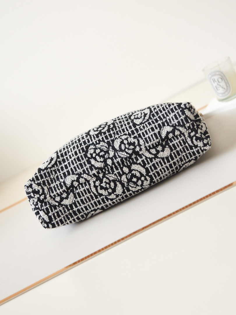 Chanel 22 Handbag AS3260 Cashmere Jacquard Black White