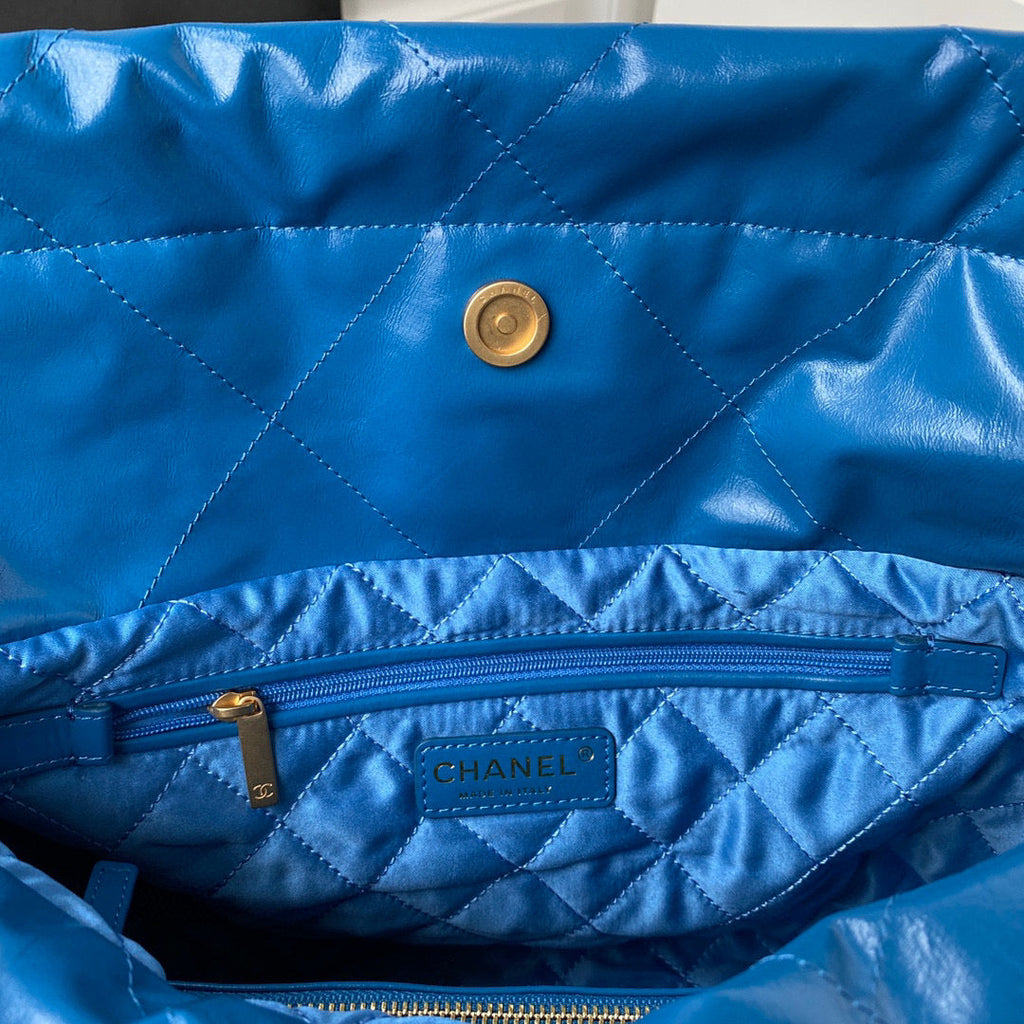 Chanel 22 Small Handbag AS3260 Shiny Calfskin Gold-Tone Metal Blue