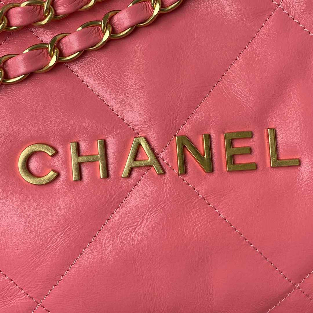 Chanel 22 Small Handbag AS3260 Shiny Calfskin Gold-Tone Metal Coral Pink