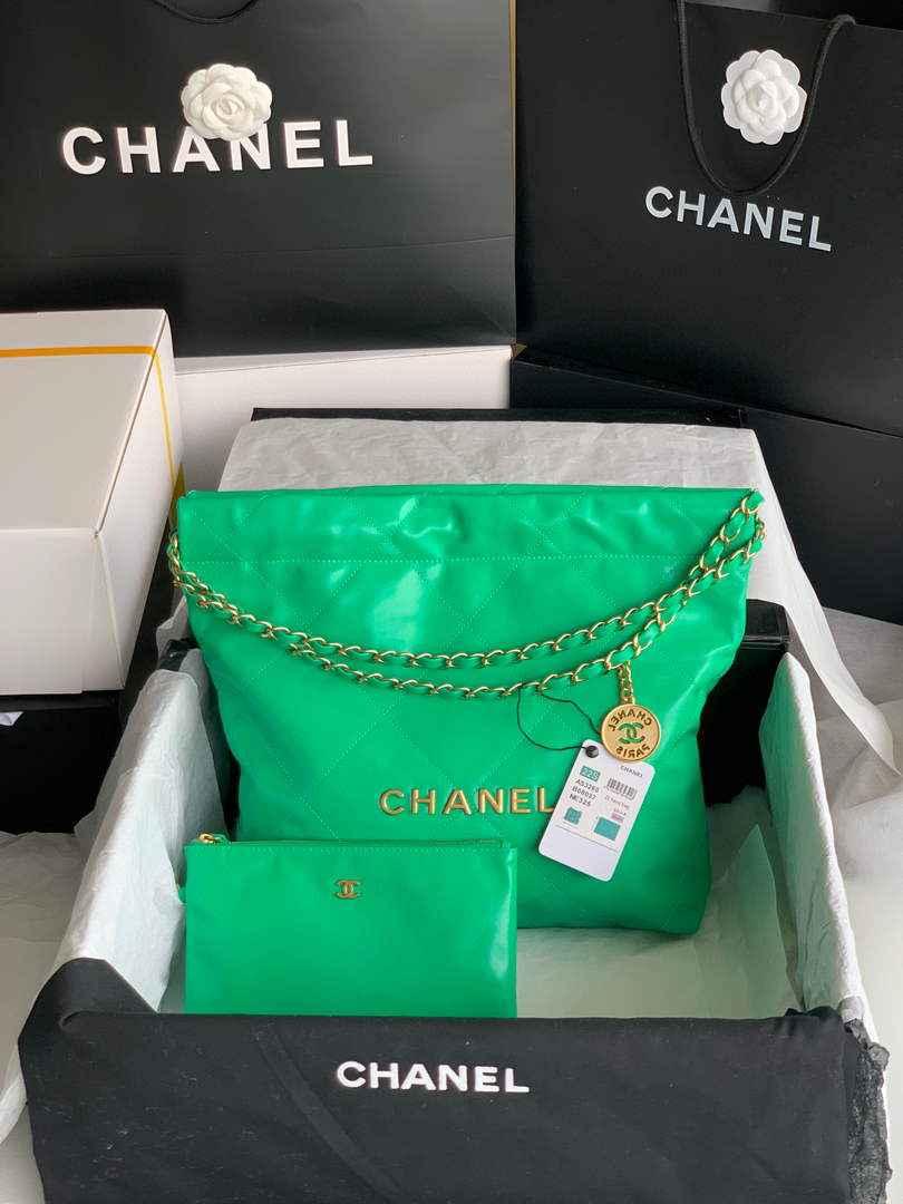 Chanel 22 Small Handbag AS3260 Shiny Calfskin Gold-Tone Metal Green