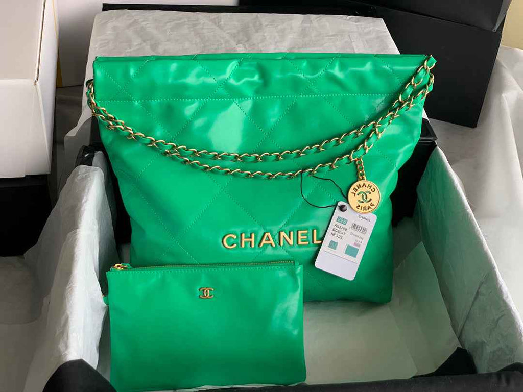 Chanel 22 Small Handbag AS3260 Shiny Calfskin Gold-Tone Metal Green