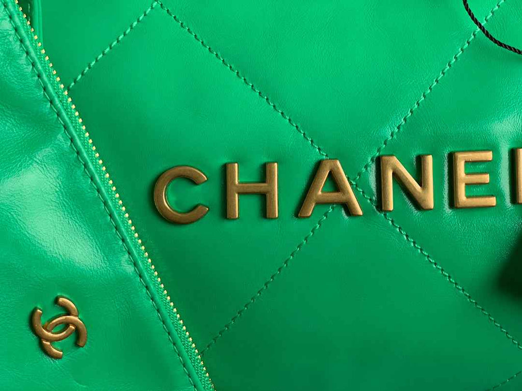 Chanel 22 Small Handbag AS3260 Shiny Calfskin Gold-Tone Metal Green