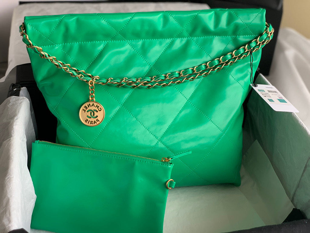 Chanel 22 Small Handbag AS3260 Shiny Calfskin Gold-Tone Metal Green
