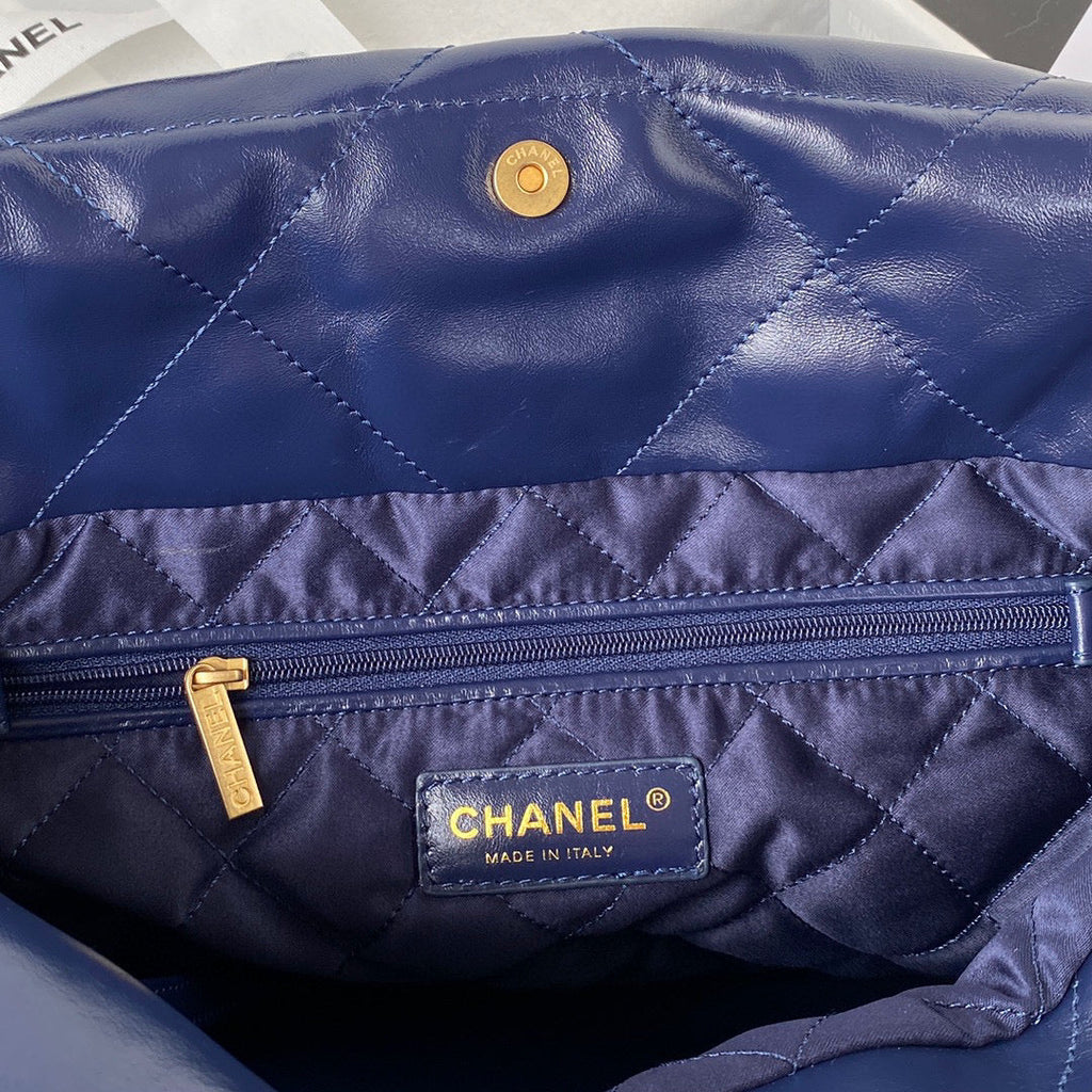 Chanel 22 Small Handbag AS3260 Shiny Calfskin Gold-Tone Metal Navy Blue