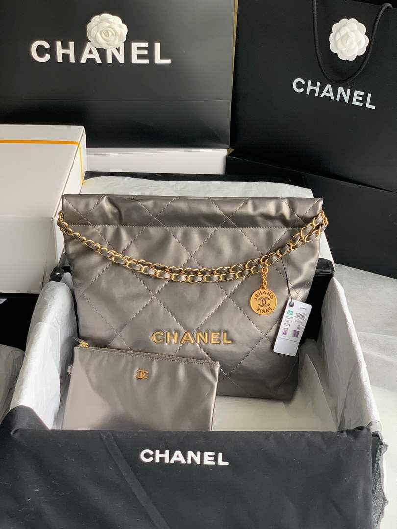 Chanel 22 Small Handbag AS3260 Shiny Calfskin Gold-Tone Metal Ruthenium