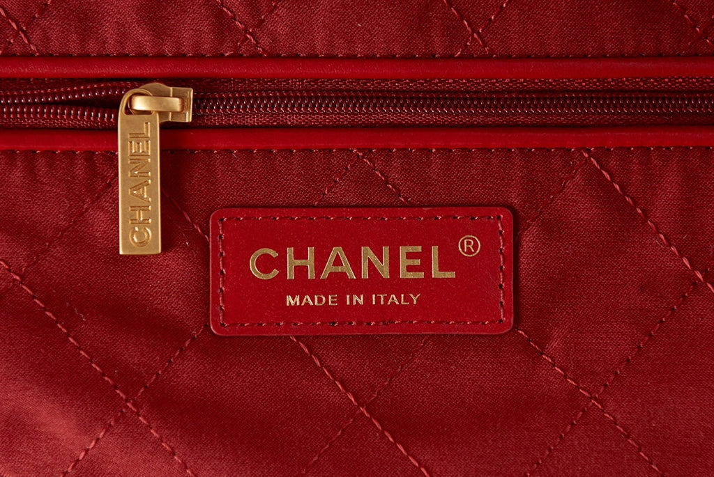 Chanel 22 Handbag AS3261 Tweed Gold Metal Pink Burgundy
