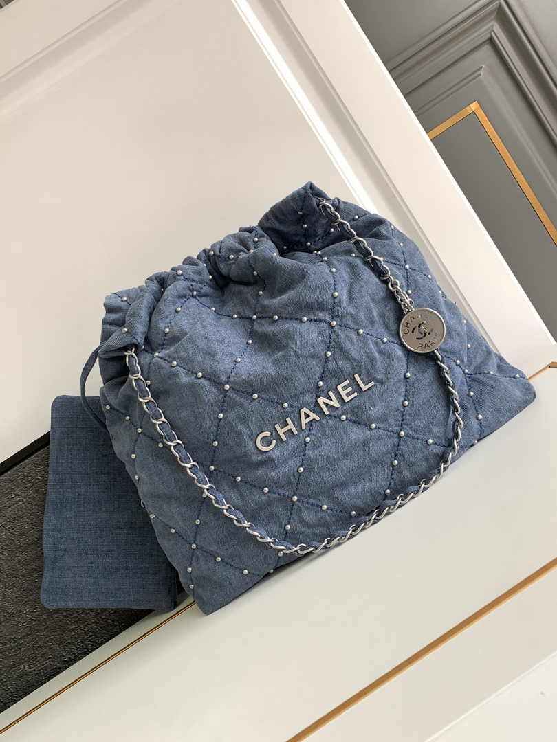 Chanel 22 Handbag AS3261 Washed Denim Silver-Tone