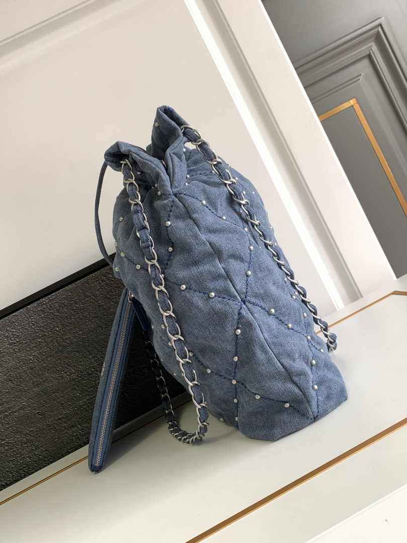 Chanel 22 Handbag AS3261 Washed Denim Silver-Tone
