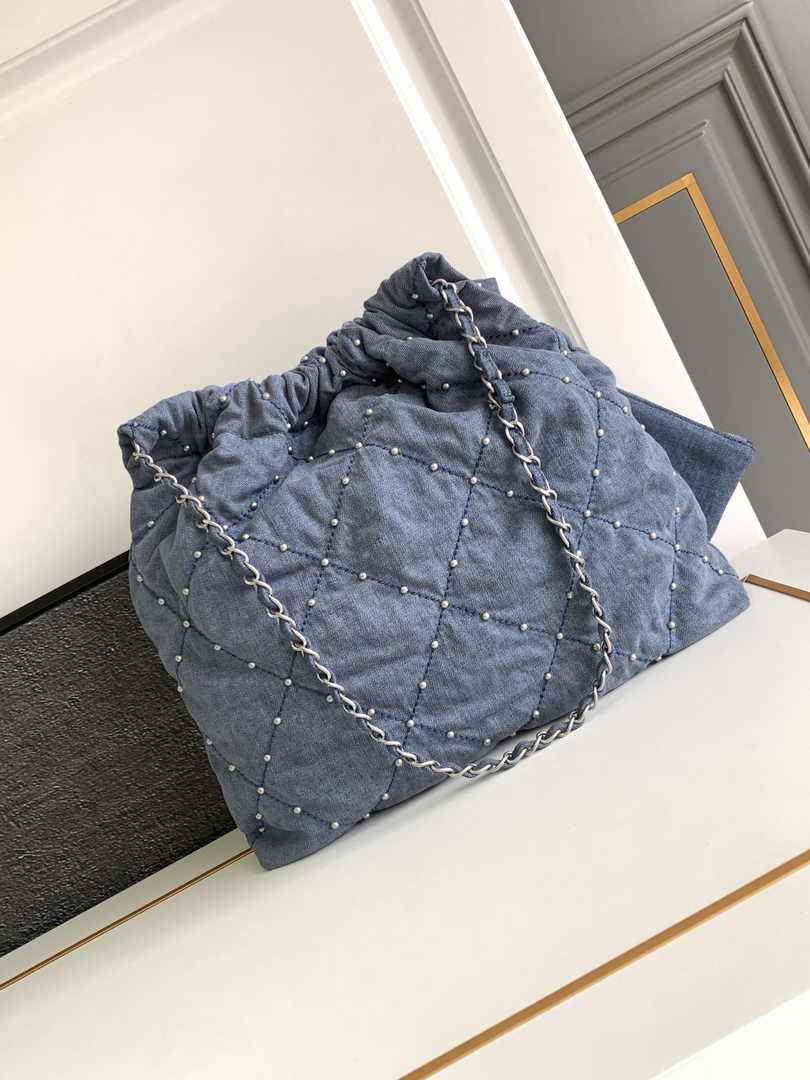 Chanel 22 Handbag AS3261 Washed Denim Silver-Tone