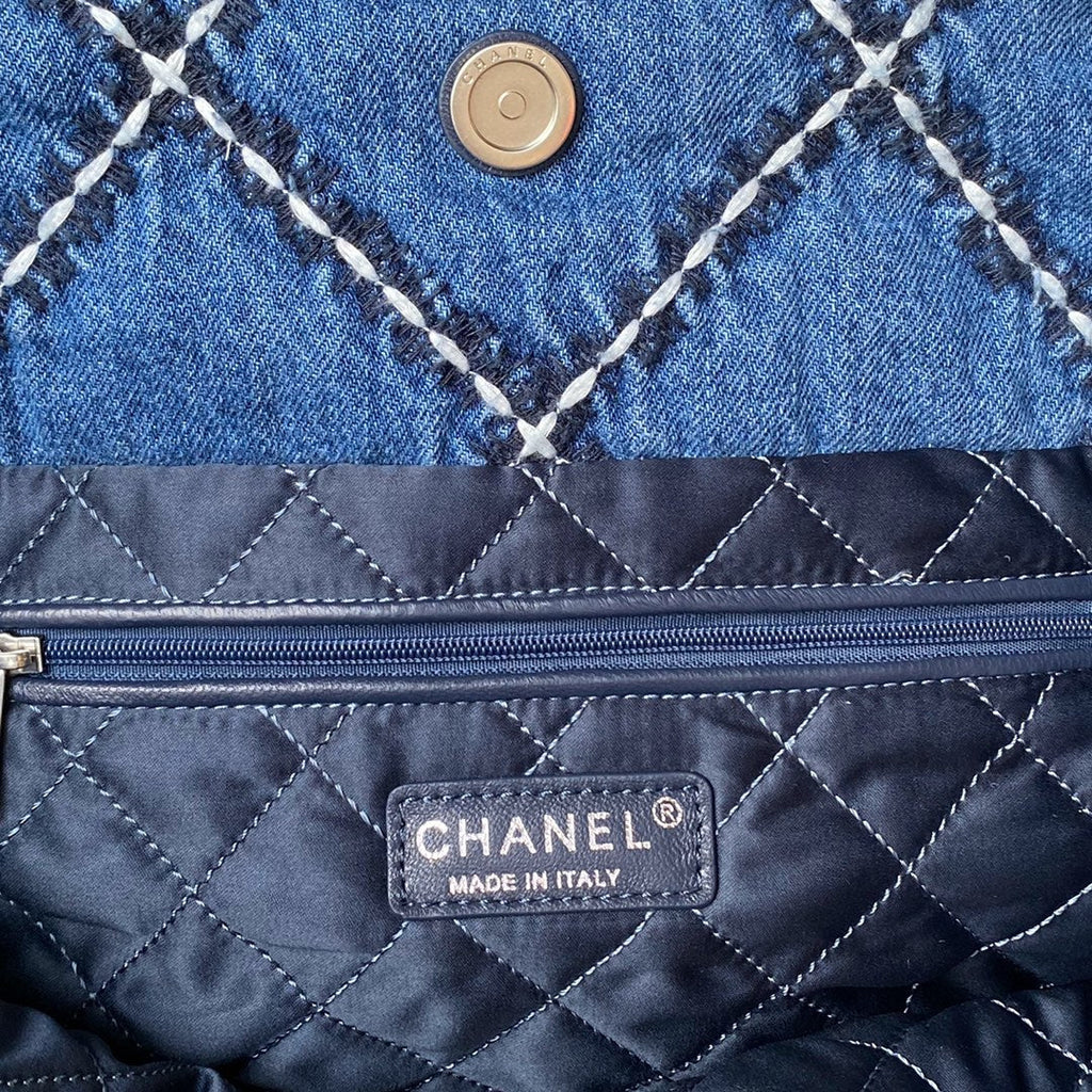 Chanel 22 Handbag AS3261 Blue Stitched Denim Silver Metal