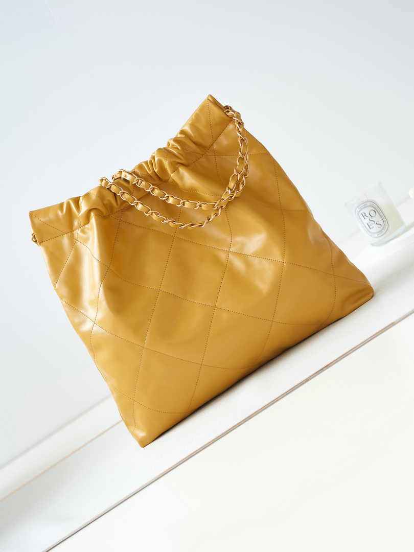 Chanel 22 Handbag AS3261 Calfskin Yellow
