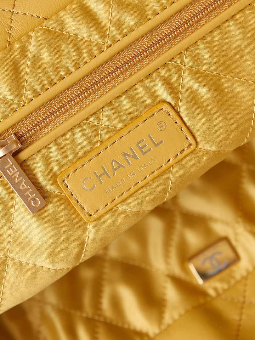 Chanel 22 Handbag AS3261 Calfskin Yellow