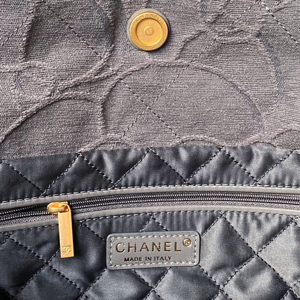 Chanel 22 Handbag AS3261 Gray Denim Gold Metal