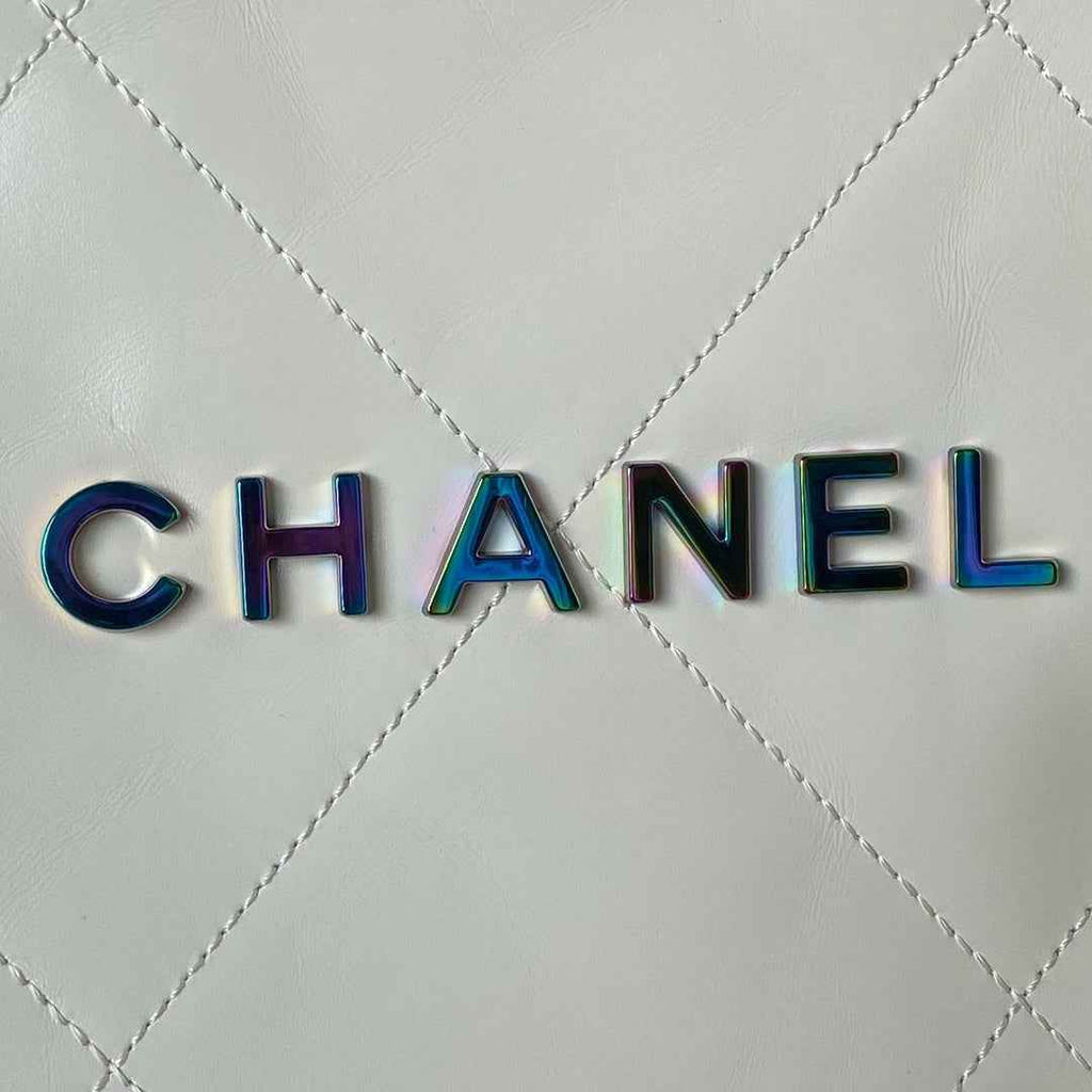 Chanel 22 Handbag AS3261 White Calfskin