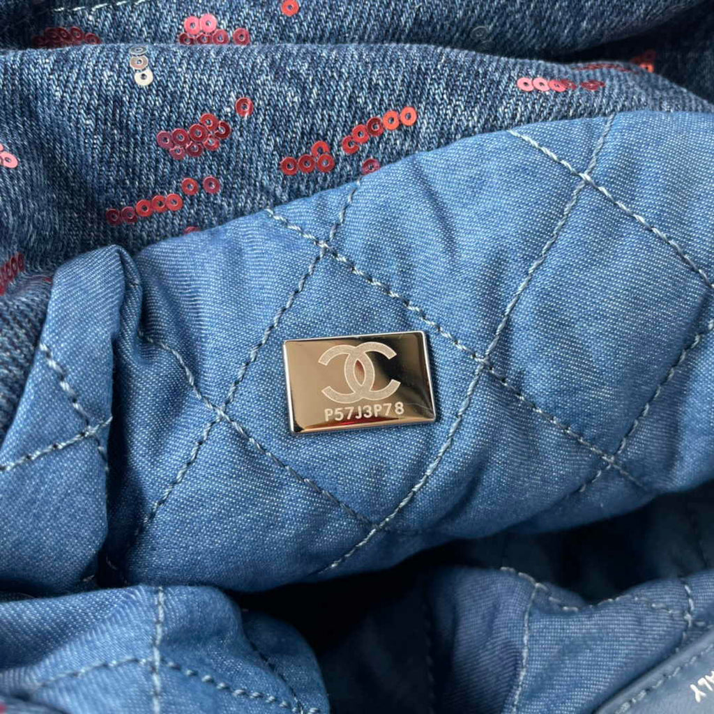 Chanel 22 Handbag AS3261 Blue Denim