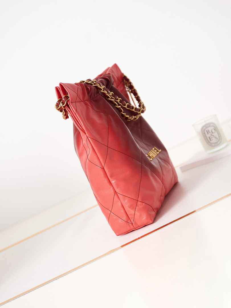 Chanel 22 Handbag AS3261 Calfskin Red