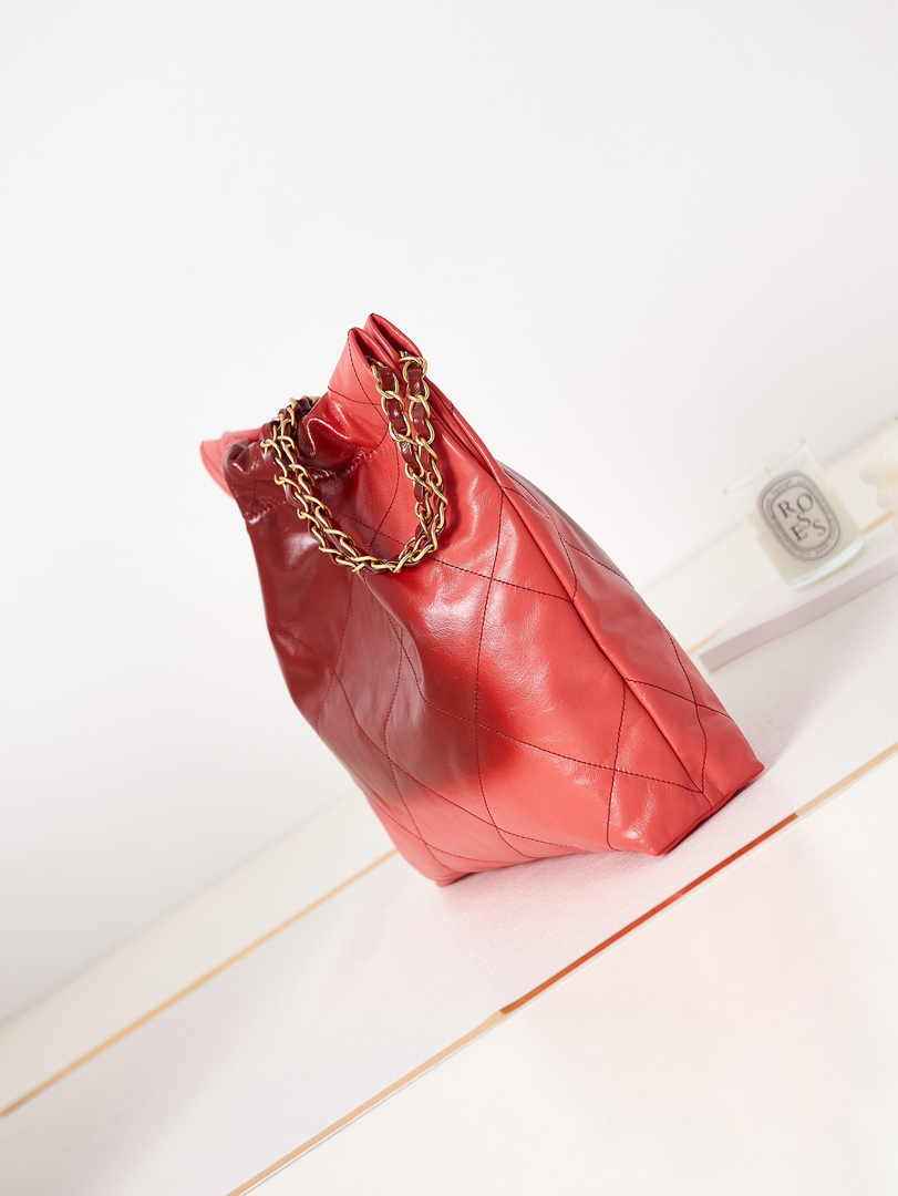 Chanel 22 Handbag AS3261 Calfskin Red