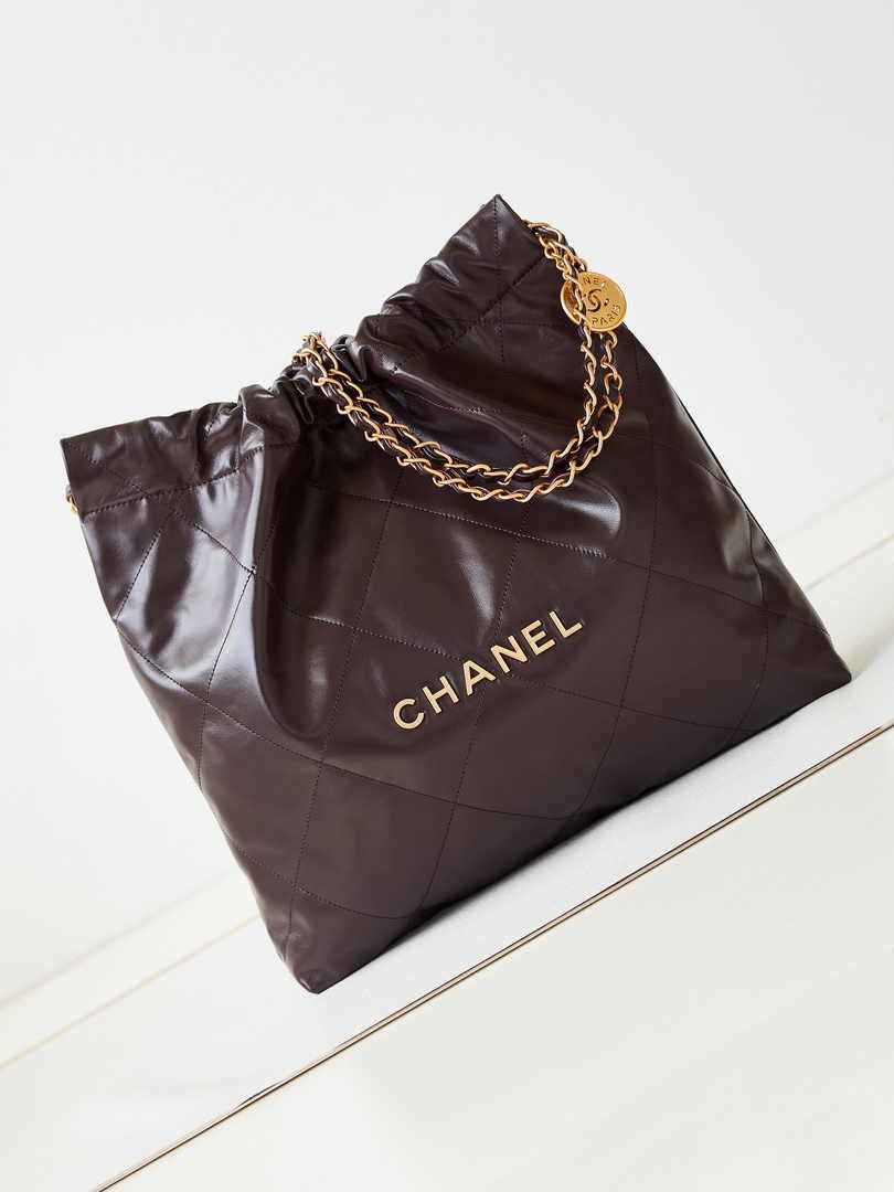Chanel 22 Handbag AS3261 Calfskin Wine Red