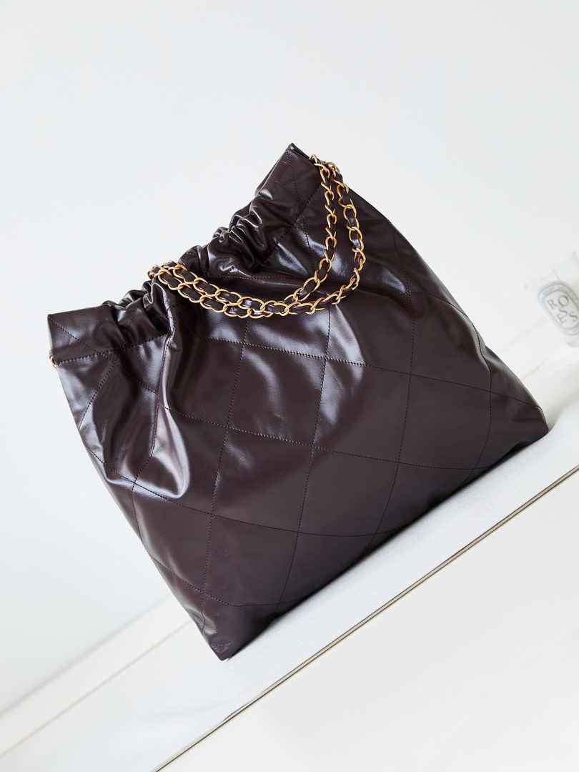 Chanel 22 Handbag AS3261 Calfskin Wine Red
