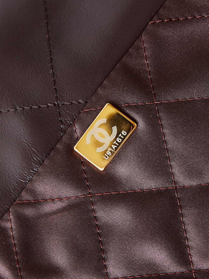Chanel 22 Handbag AS3261 Calfskin Wine Red
