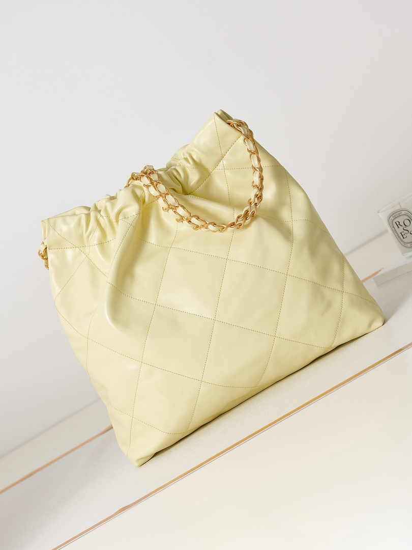 Chanel 22 Handbag AS3261 Calfskin Light Yellow
